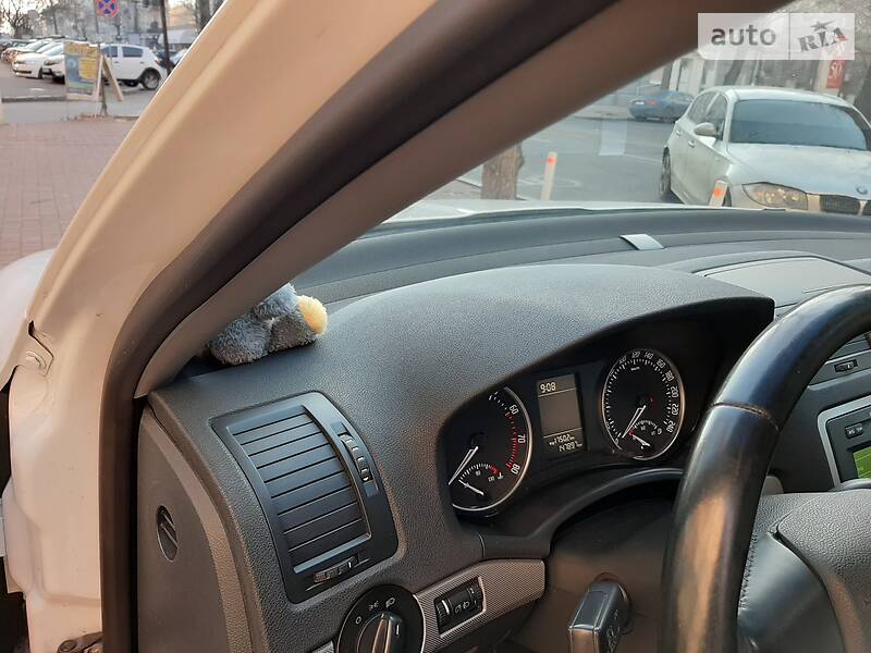 Ліфтбек Skoda Octavia 2012 в Одесі фото 17 Ліфтбек Skoda Octavia 2012 в Одесі