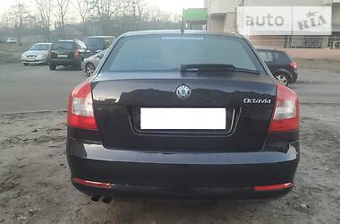 Седан Skoda Octavia 2011 в Киеве