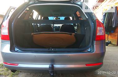 Універсал Skoda Octavia 2012 в 