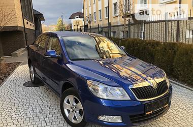 Седан Skoda Octavia 2011 в 