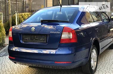 Седан Skoda Octavia 2011 в 
