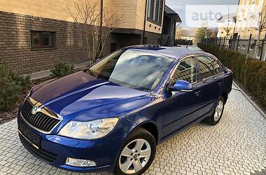 Седан Skoda Octavia 2011 в 