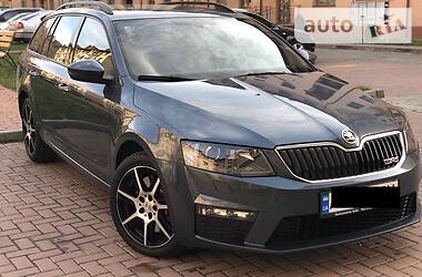 Универсал Skoda Octavia 2015 в Ужгороде