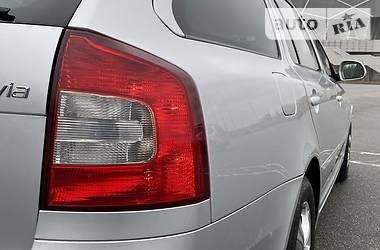 Універсал Skoda Octavia 2010 в 