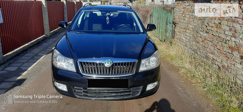 Універсал Skoda Octavia 2010 в Володимирі