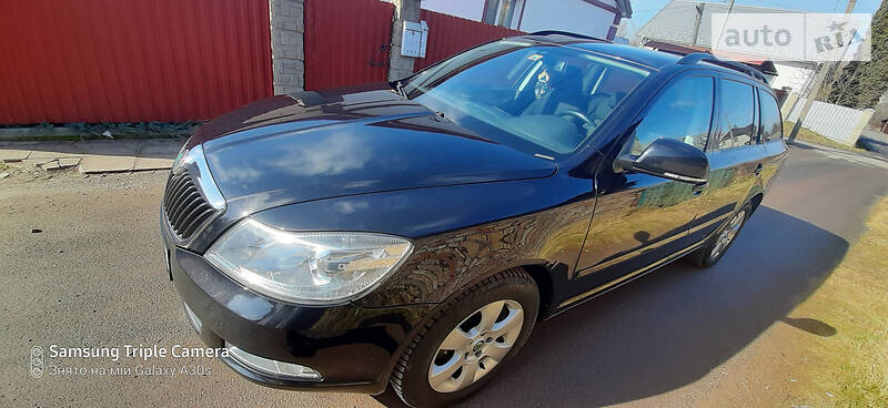 Універсал Skoda Octavia 2010 в Володимирі