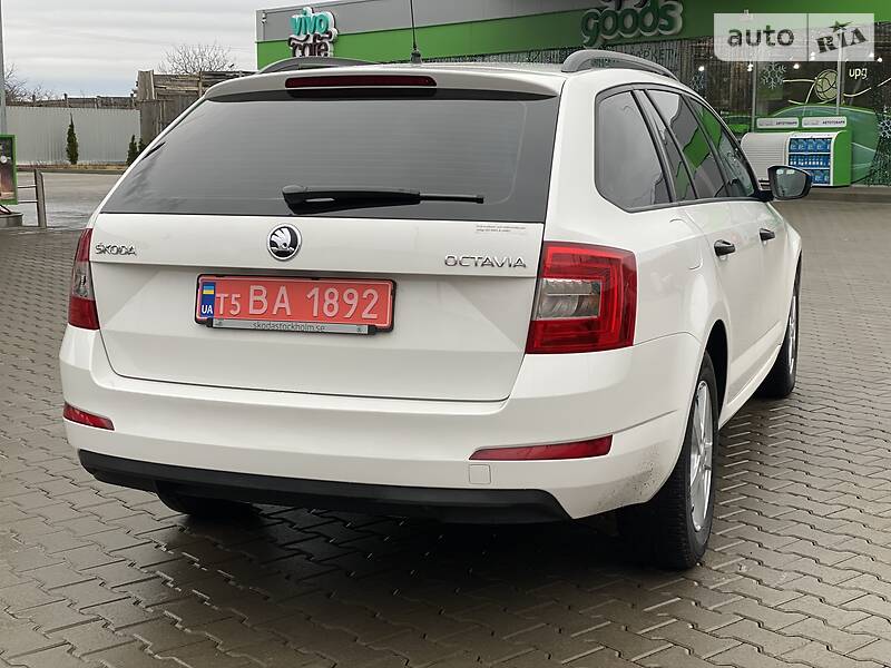Універсал Skoda Octavia 2015 в Рівному