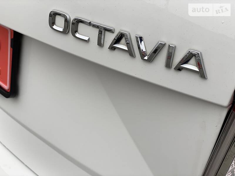 Універсал Skoda Octavia 2015 в Рівному