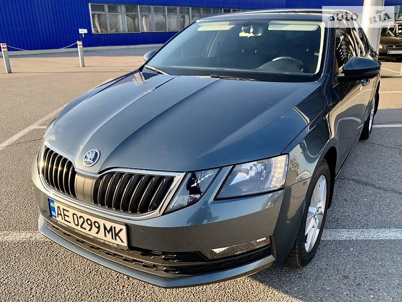 Хетчбек Skoda Octavia 2017 в Дніпрі