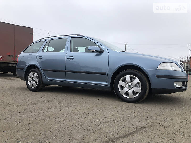 Универсал Skoda Octavia 2008 в Полтаве