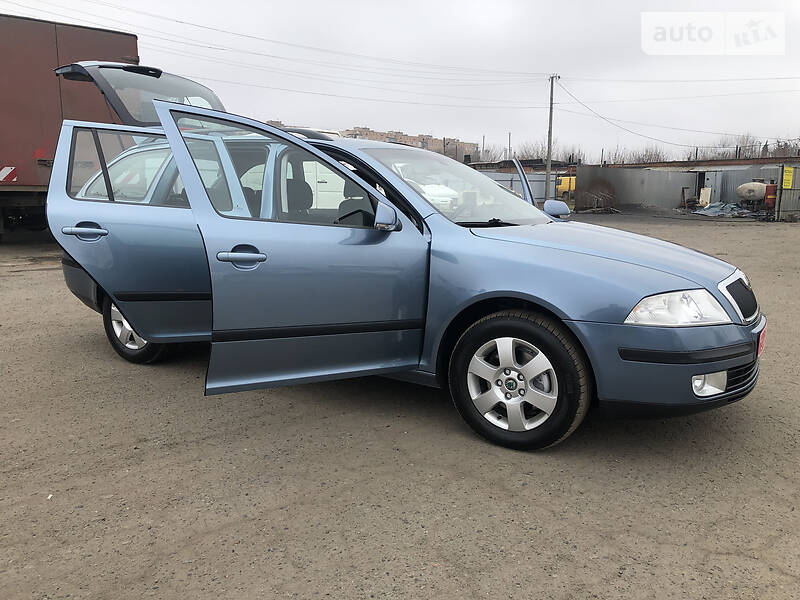 Универсал Skoda Octavia 2008 в Полтаве