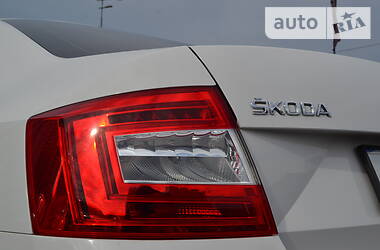 Седан Skoda Octavia 2015 в 
