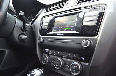 Седан Skoda Octavia 2015 в 