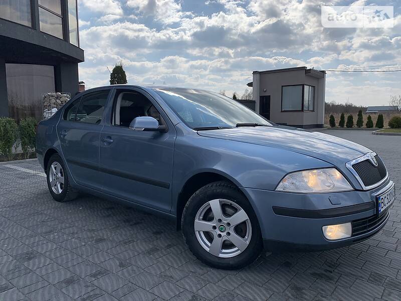 Седан Skoda Octavia 2007 в Стрию