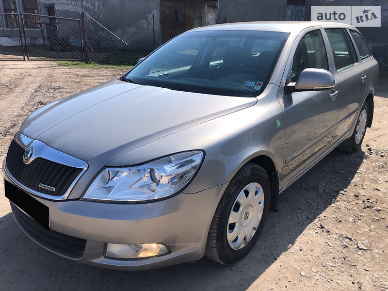 Універсал Skoda Octavia 2012 в Підгайцях