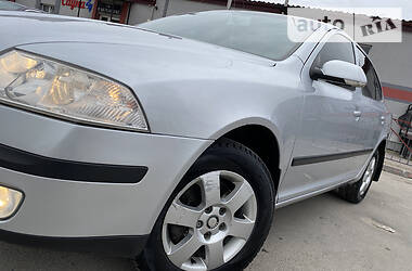 Седан Skoda Octavia 2008 в 