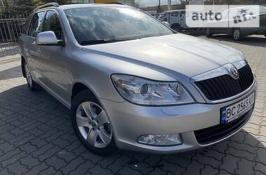 Універсал Skoda Octavia 2010 в 