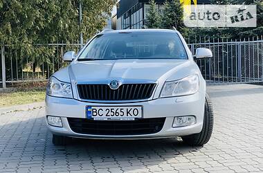 Універсал Skoda Octavia 2010 в 