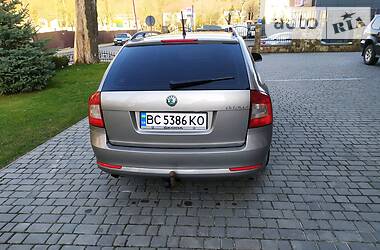 Універсал Skoda Octavia 2011 в 