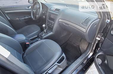 Хетчбек Skoda Octavia 2006 в 