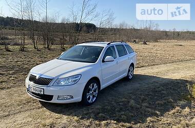 Універсал Skoda Octavia 2010 в 