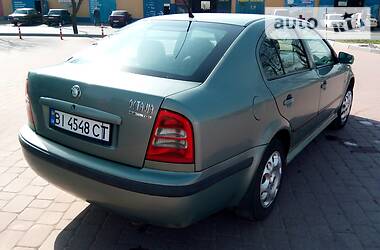 Хетчбек Skoda Octavia 2001 в 