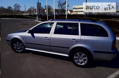 Універсал Skoda Octavia 2010 в 