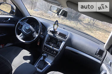 Універсал Skoda Octavia 2012 в 