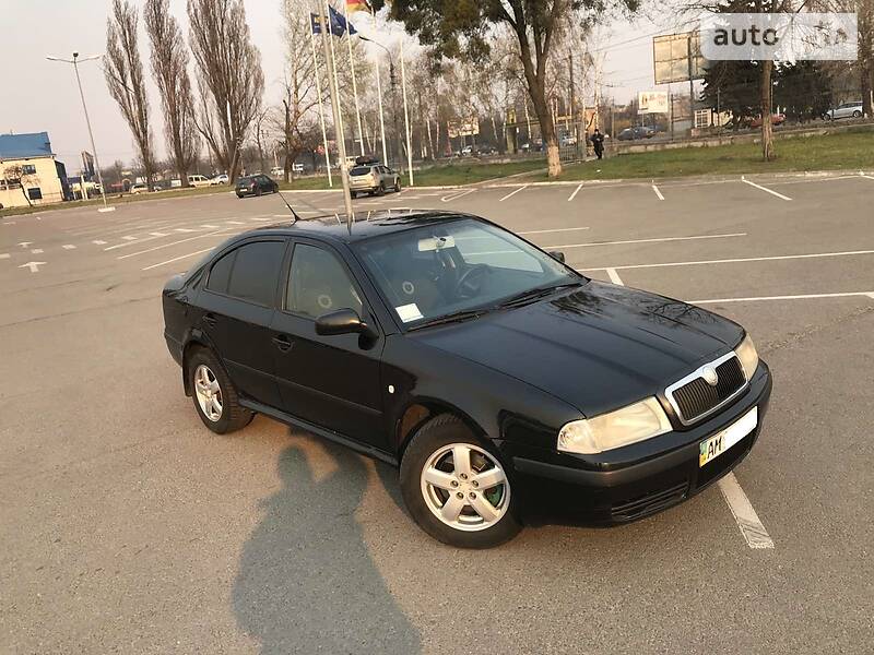 Седан Skoda Octavia 2004 в Житомирі