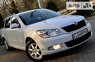 Універсал Skoda Octavia 2013 в Дрогобичі