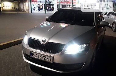 Хетчбек Skoda Octavia 2013 в 