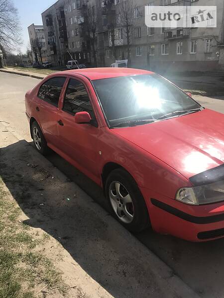 Седан Skoda Octavia 2002 в Тернополі