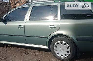 Універсал Skoda Octavia 2001 в 