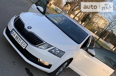 Седан Skoda Octavia 2017 в 