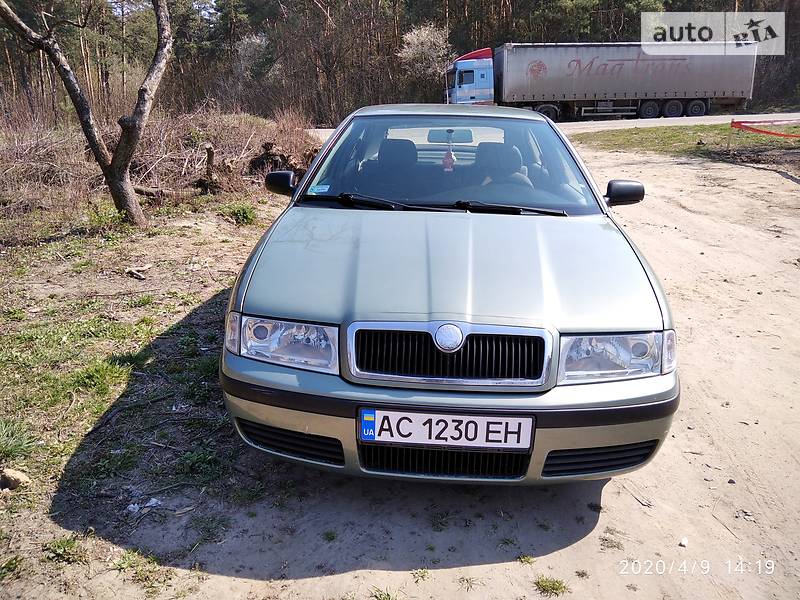 Хетчбек Skoda Octavia 2002 в Луцьку