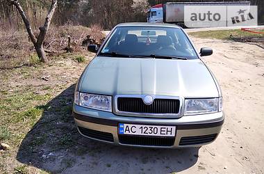 Хетчбек Skoda Octavia 2002 в 