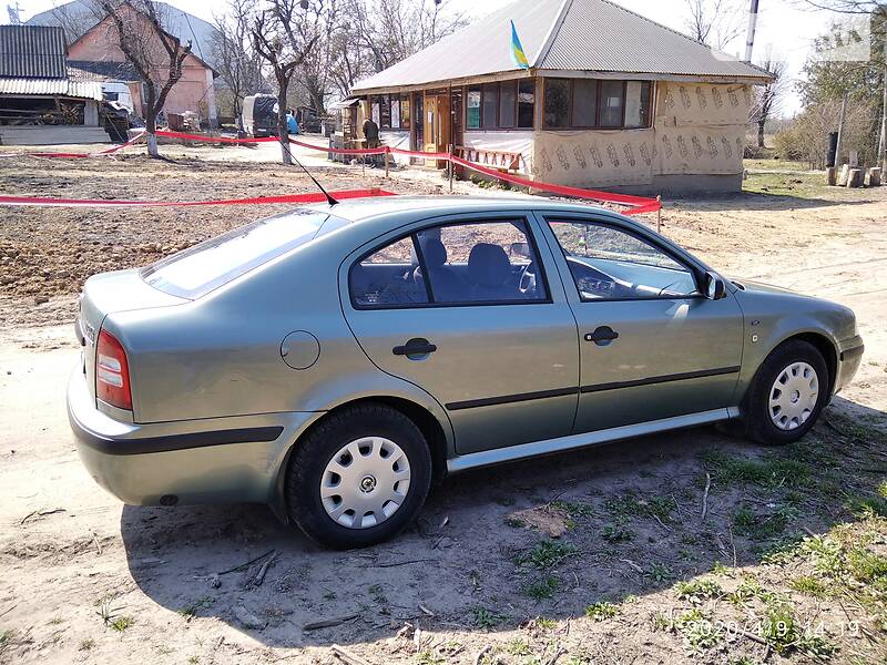 Хетчбек Skoda Octavia 2002 в Луцьку