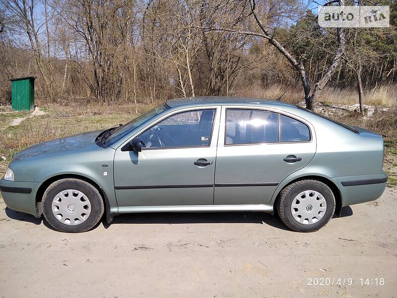 Хетчбек Skoda Octavia 2002 в Луцьку
