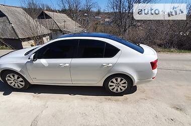 Хетчбек Skoda Octavia 2013 в 