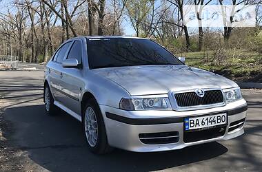Ліфтбек Skoda Octavia 2001 в 