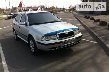Седан Skoda Octavia 1999 в 