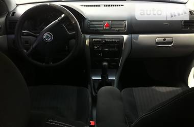 Седан Skoda Octavia 1999 в 
