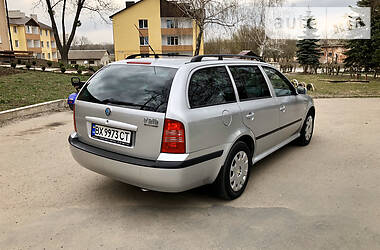 Універсал Skoda Octavia 2002 в 