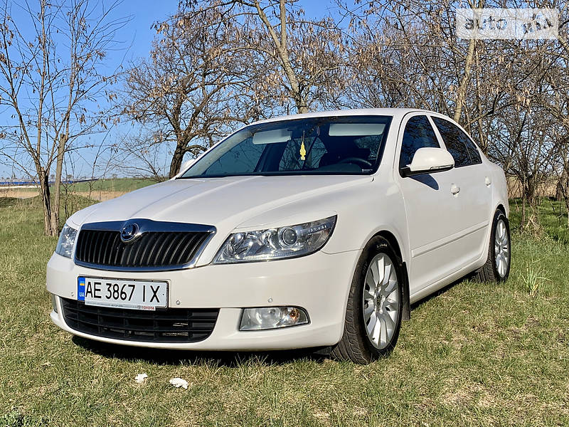 Седан Skoda Octavia 2012 в Кривому Розі