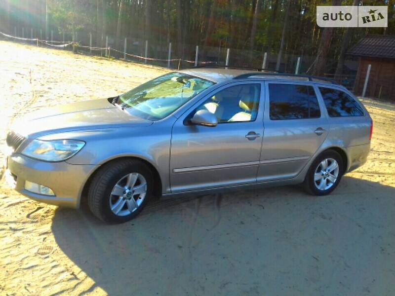Універсал Skoda Octavia 2010 в Львові фото Універсал Skoda Octavia 2010 в Львові
