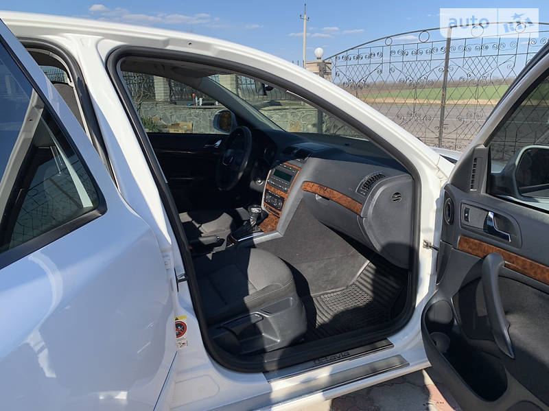 Хетчбек Skoda Octavia 2011 в Южноукраїнську фото 16 Хетчбек Skoda Octavia 2011 в Южноукраїнську