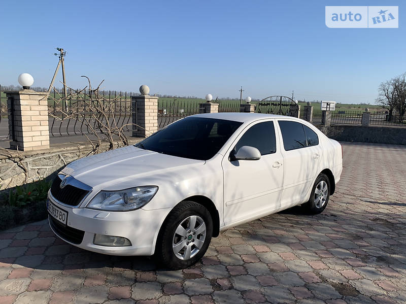 Хетчбек Skoda Octavia 2011 в Южноукраїнську фото 9 Хетчбек Skoda Octavia 2011 в Южноукраїнську