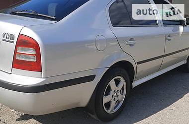 Лифтбек Skoda Octavia 2001 в Железном Порту