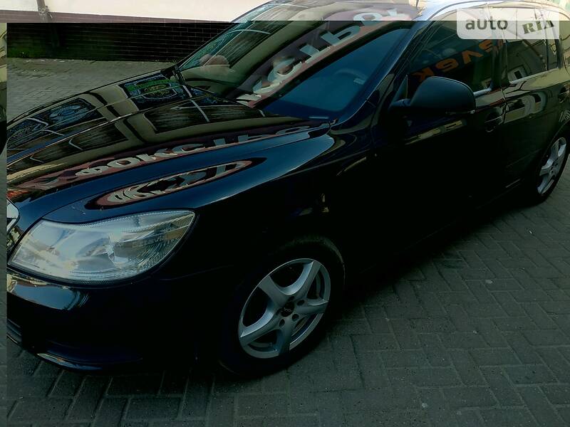 Універсал Skoda Octavia 2012 в Самборі