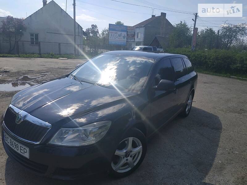 Універсал Skoda Octavia 2012 в Самборі